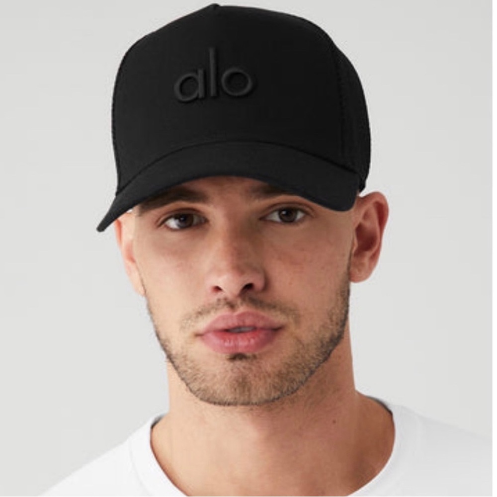 ALO Yoga Men’s “District” Trucker Hat (One Size) *BESTSELLER*
